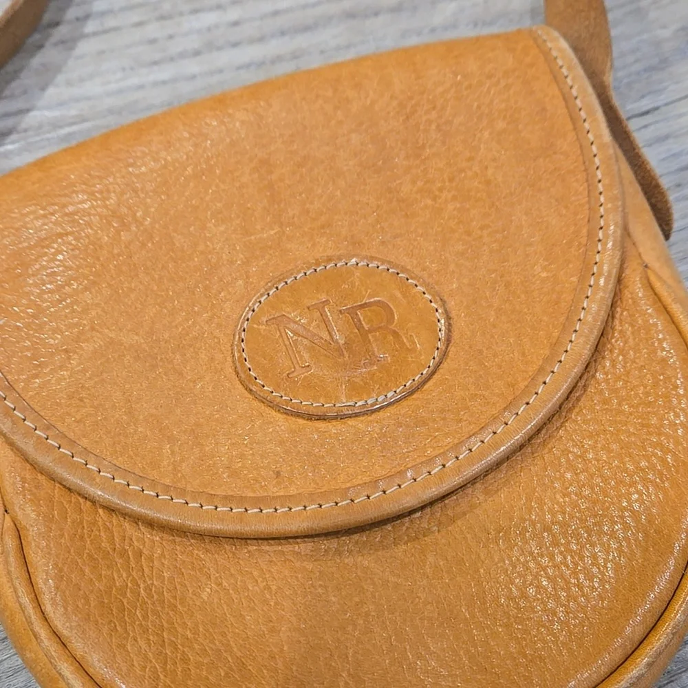 Vintage/Retro 90's Tan Leather Crossbody Northern Reflections Bag - Picture 3 of 10